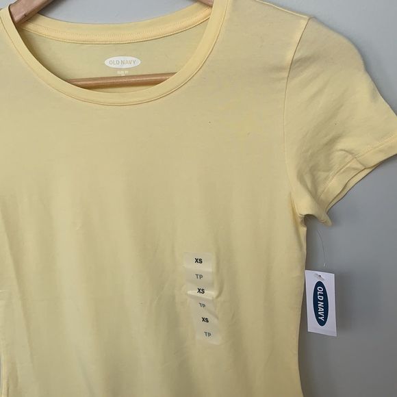 New Old Navy Short Sleeve T-Shirt - Picture 5 of 6